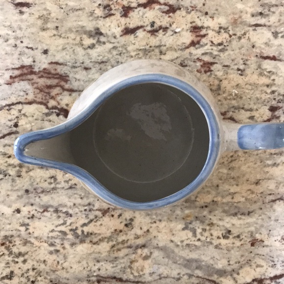 Vintage Louisville Stoneware Co. Pottery Pitcher Grapes & Vines Handle - Picture 4 of 15